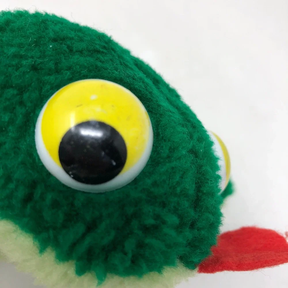 Vintage Russ Fleegle Frog Plush Green Nut Shell Stuffed‎ Animal 149